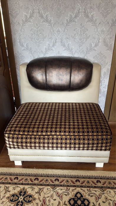 Мебель в хорошом состояние