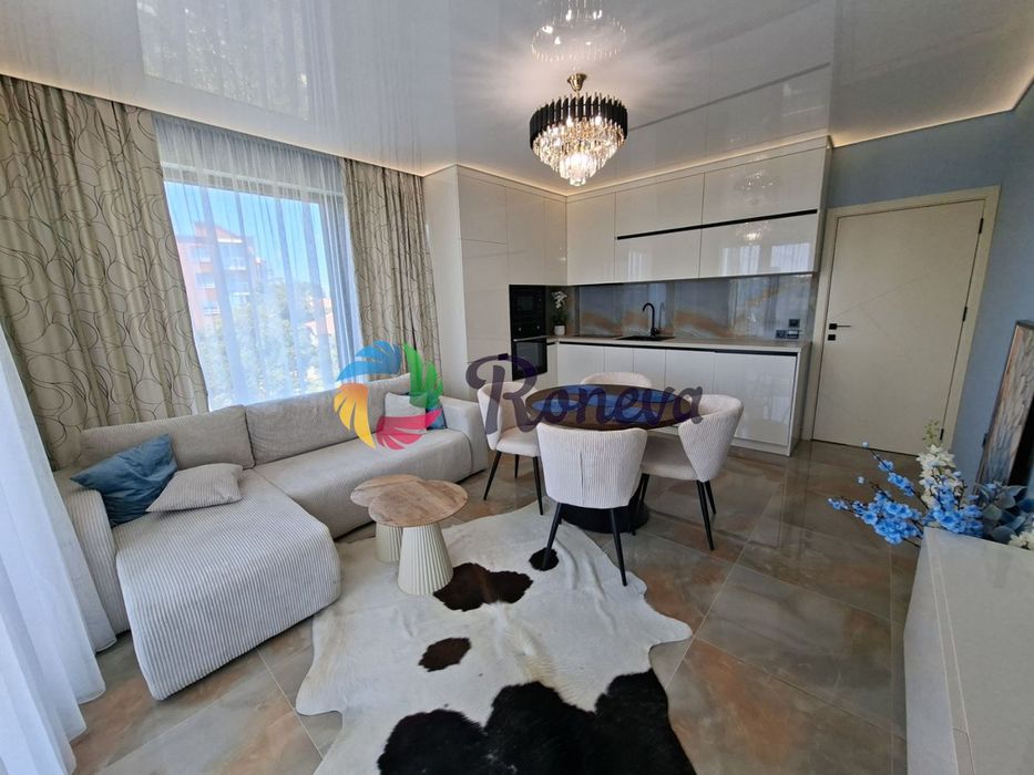 Продава се Двустаен апартамент в Варна, Бриз - 67 кв.м за 3157 €/кв.м - Снимка #2