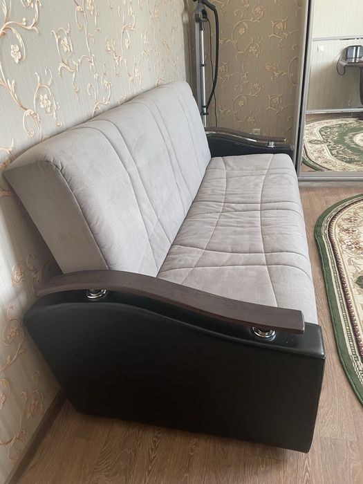 Продам диван б/у