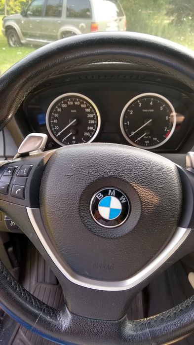 BMW x6 , poate fi inmatriculat in Bulgaria si pote fi pus GPL pe el!!!