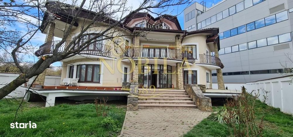 Vila de vanzare in Onesti