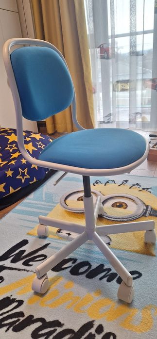 Детски въртящ стол за бюро