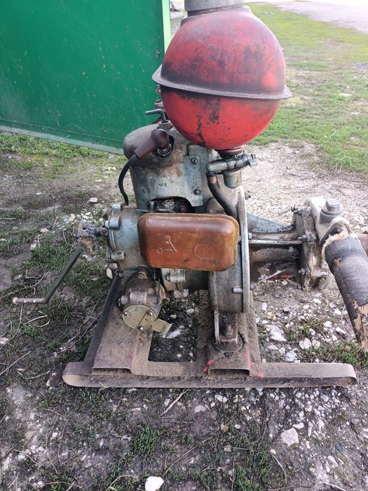 Мотопомпа бензиновый насос для