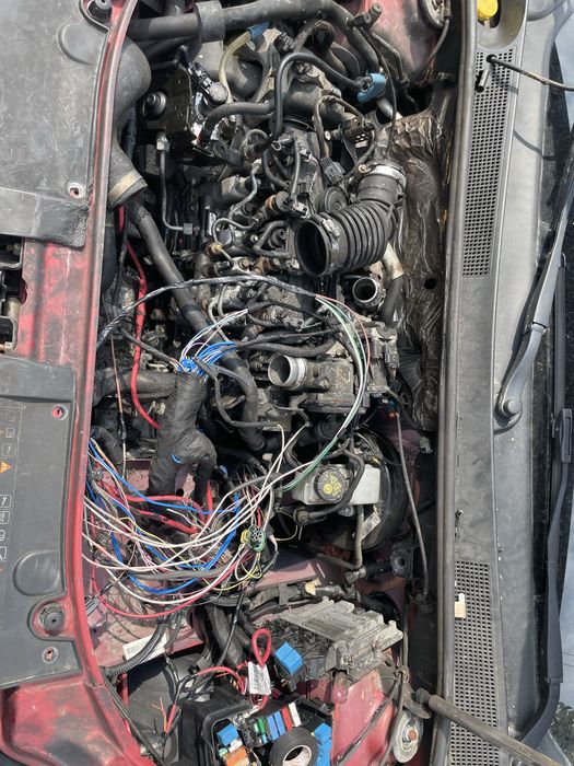 Dacia sandero stepway 1.5 dci cutie automata 80.000 km instalatie motor arsa