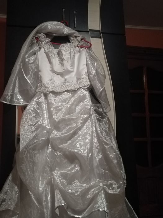 Rochie de mireasa din 2 piese