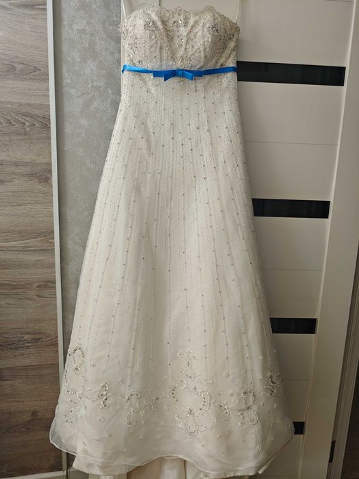 Продам красивое свадебное платье