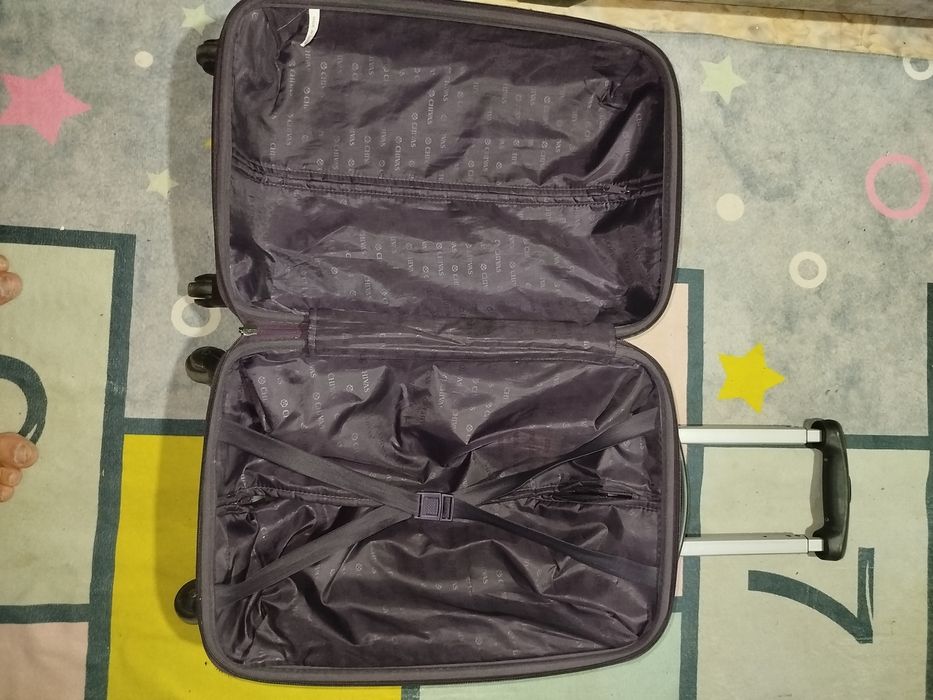 Чемодан бу размер 50/30/20