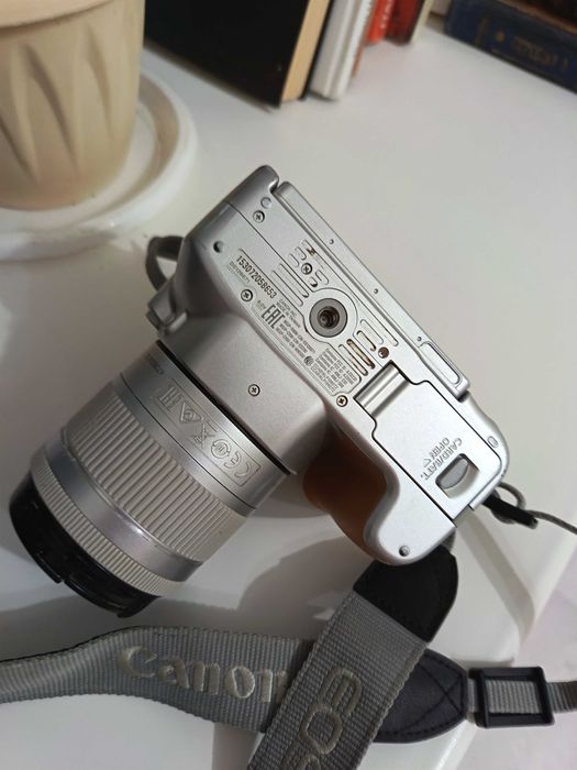 Продам фотоаппарат Canon