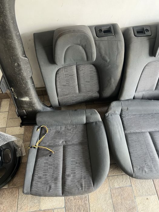 Седалки за пежо 407