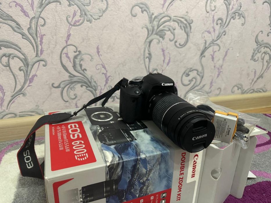 Фотоаппарат Canon