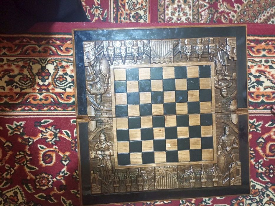 Shaxmat va narda yangi sotiladi.