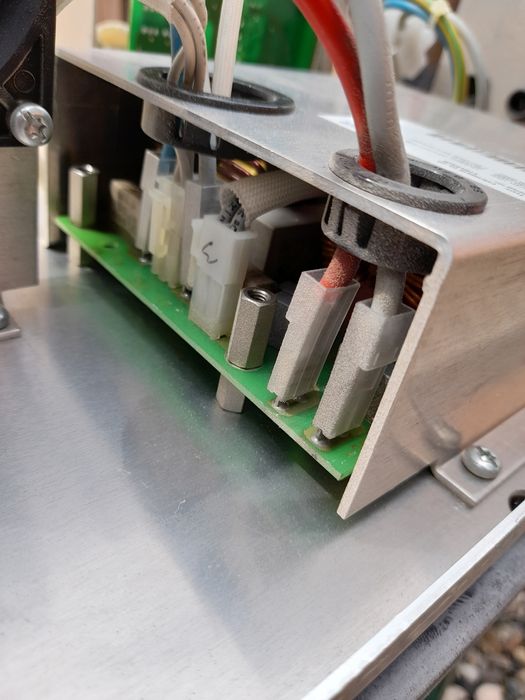 Инвертор, соларен за части