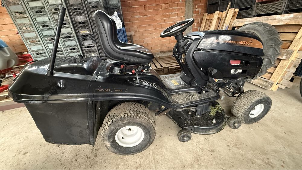 Тракторна косачка-MTD Black edition