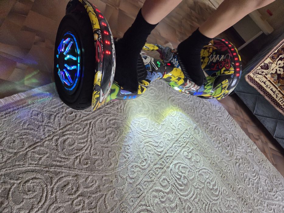 Продам гироскутер 10.000