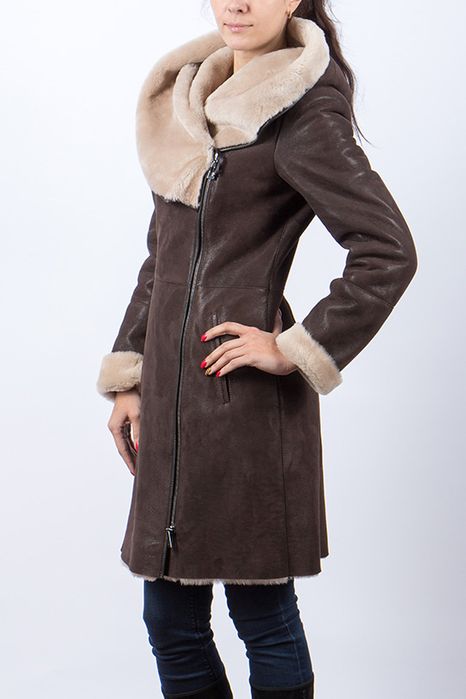 дубленка размер 42. Новая