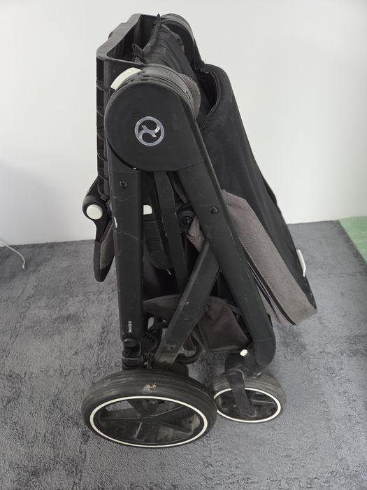 Cyber Balios S Lux 3 в 1 детска количка, кош и столче за кола