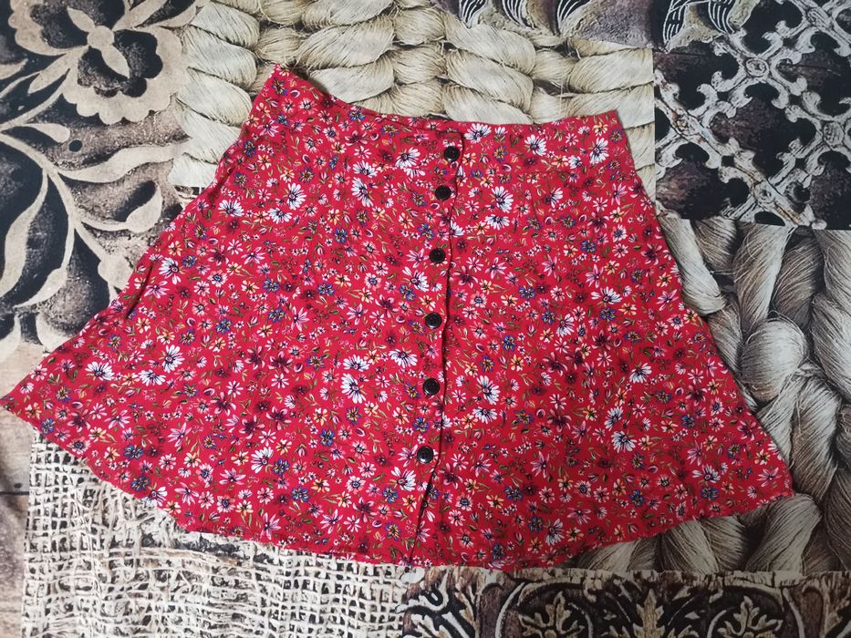 Къса пола Bershka + тениски