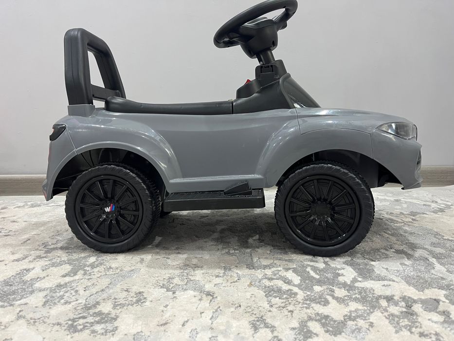 Детский электромобиль