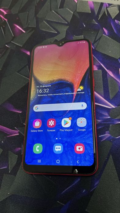 Продам Samsung A10 / 32GB