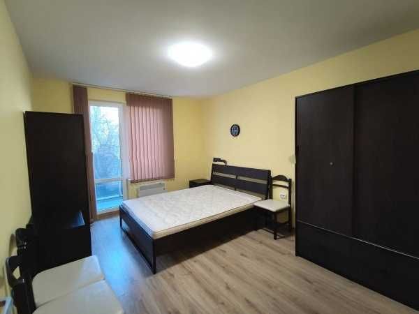 Продава се Двустаен апартамент в Пловдив, Кючук Париж - 72 кв.м за 2084 €/кв.м - Снимка #2