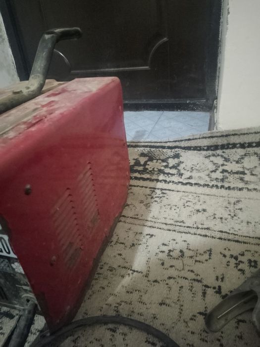 Svarka apparat sotiladi