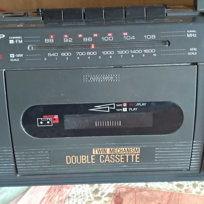 Radio-casetofon ,,
