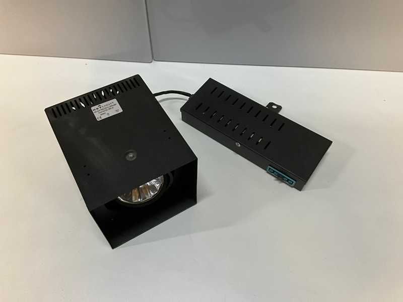 Spot incastrat metal