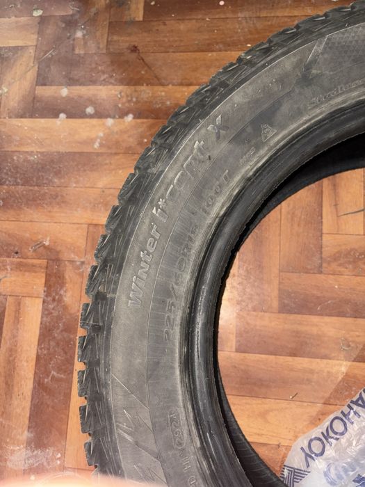 Покришка 18  225/60R18/100T