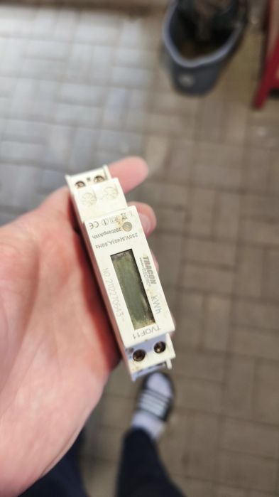 Contor electric monofazic Tracon TVO-F1 - 40A, funcțional, ieftin