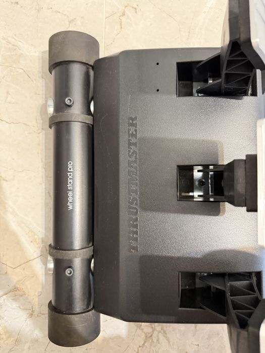 Thrustmaster T300 RS GT Edition + стойка
