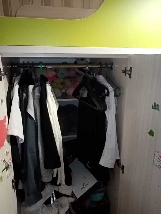 Двуярусная детская кровать