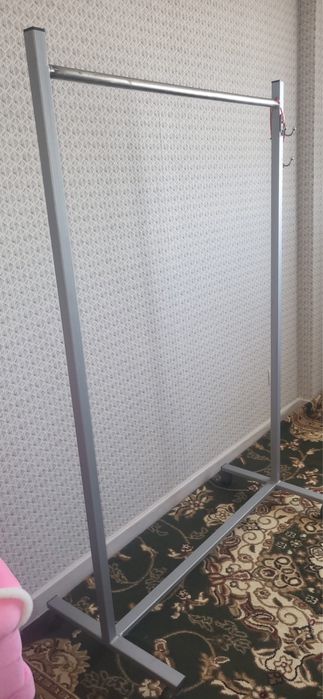 Вешалка ручная работа