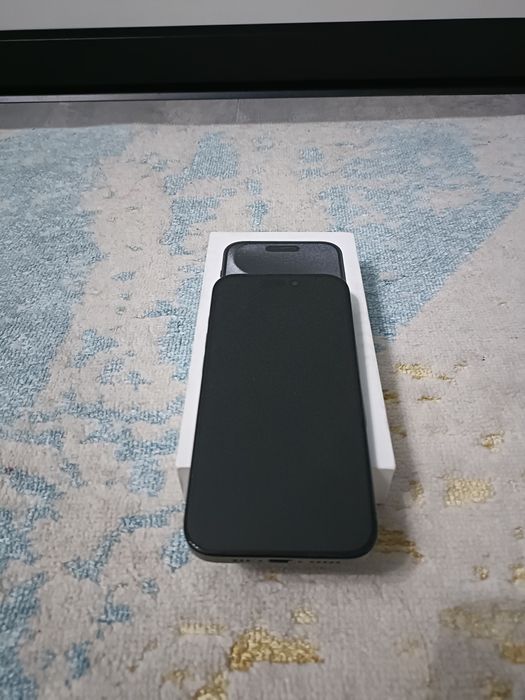iPhone 15 pro (512гб)