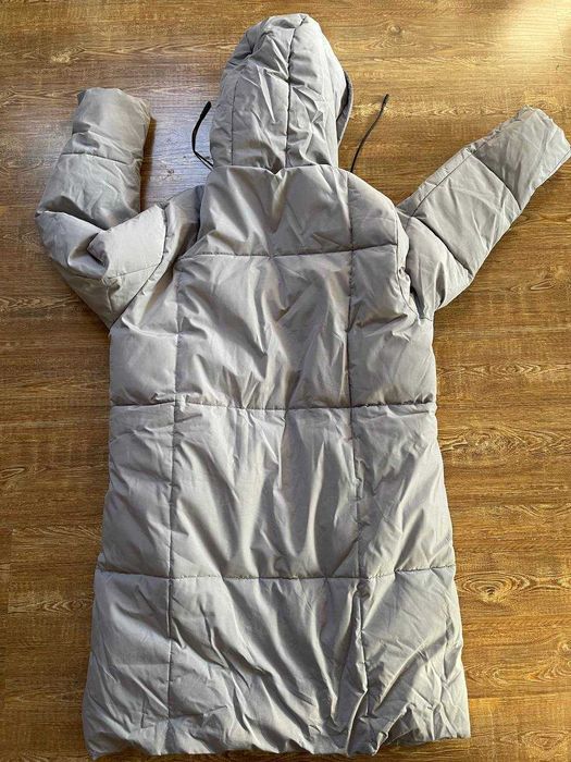 Продам зимнюю куртку