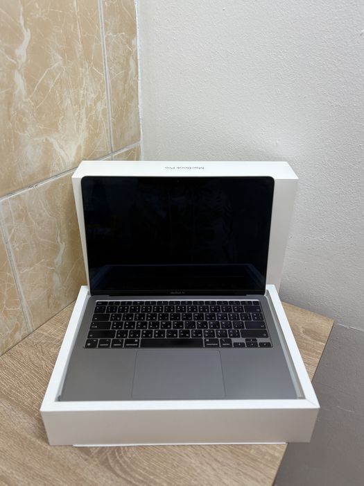 Macbook Air 13" M1 / 92% Battery Health