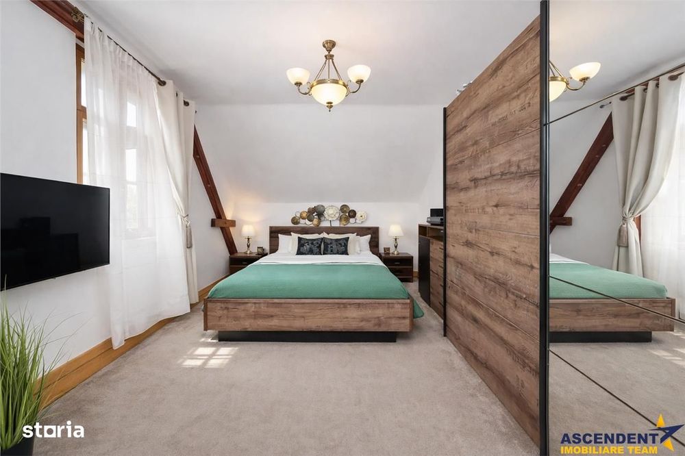 Apartament in vila cu amprenta istorica,180mp,gradina,pod,Centrul Isto