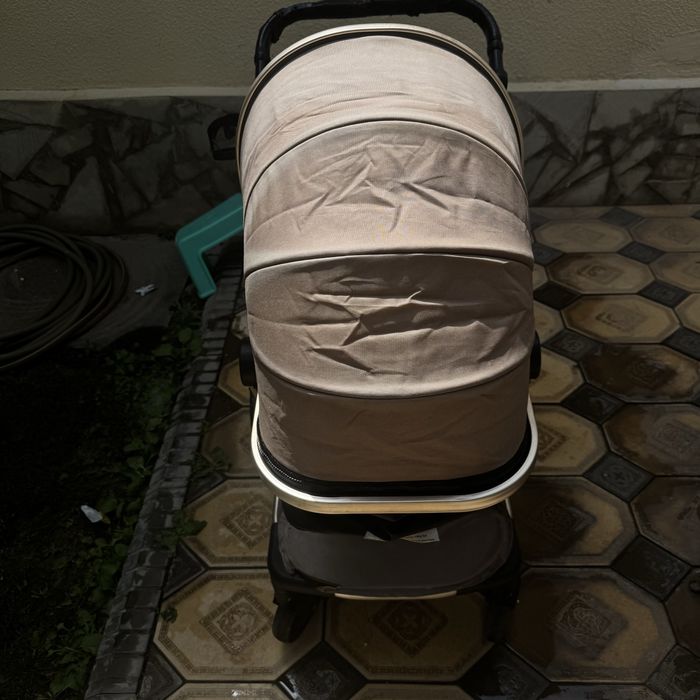 Коляска в отличном состоянии