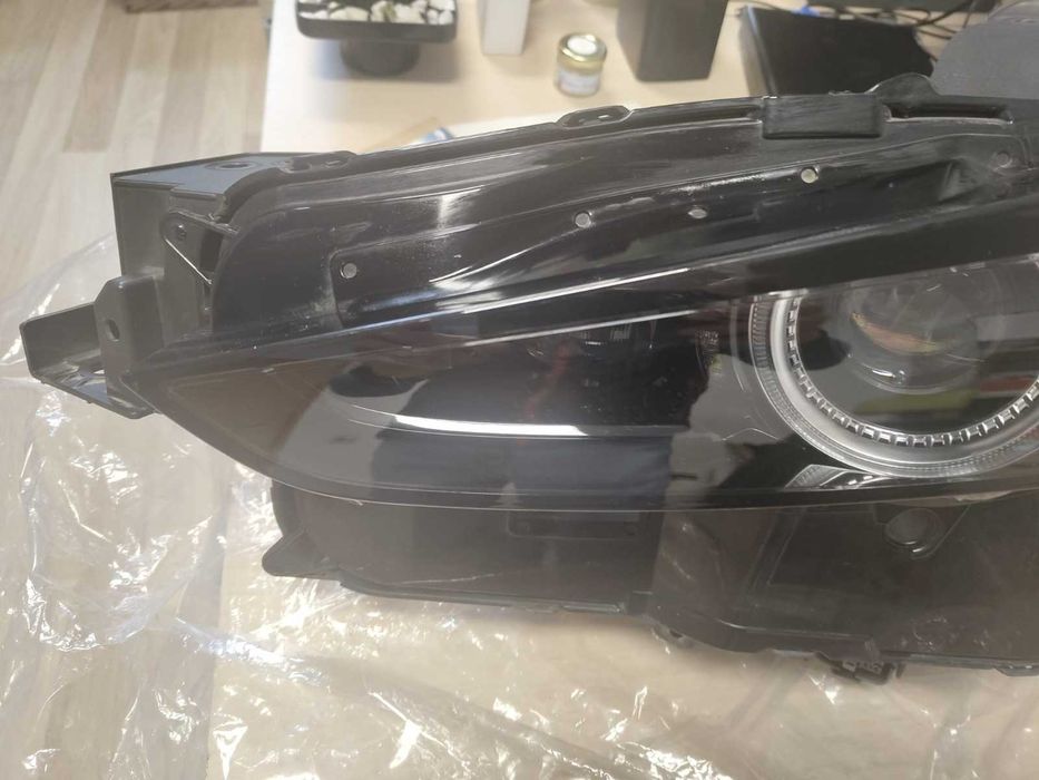 Far stanga full LED  si semnalizare stanga Mazda CX-30, model 2020