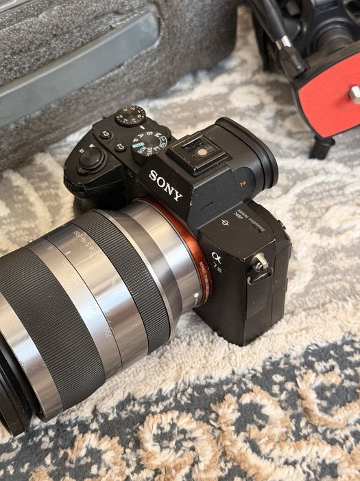Sony a7 III срочно комплект