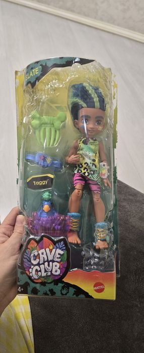 Куклы Cave Club Roaralai и Slate
