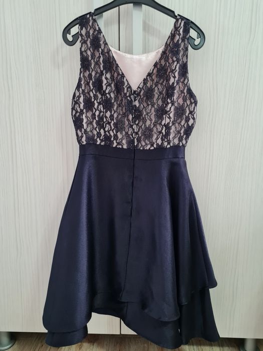 Vând Rochie elegantă, Jake's