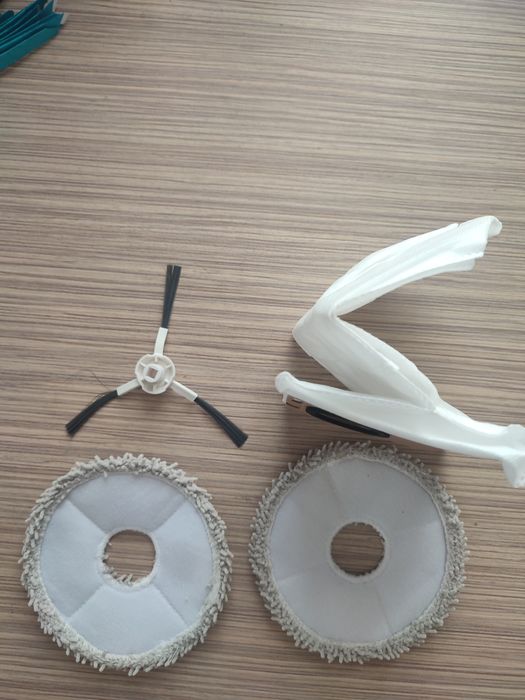 Комплект аксесоари за роботпрахосмукачка