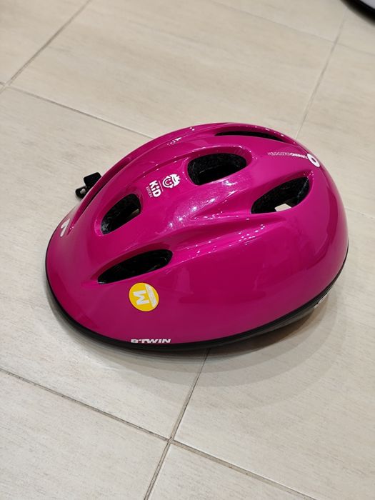 Детска каска BTWIN