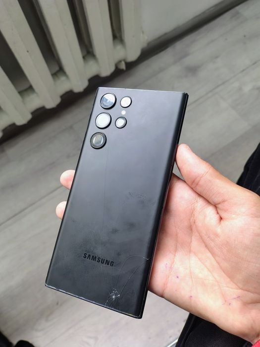 Самсунг С22Ултра