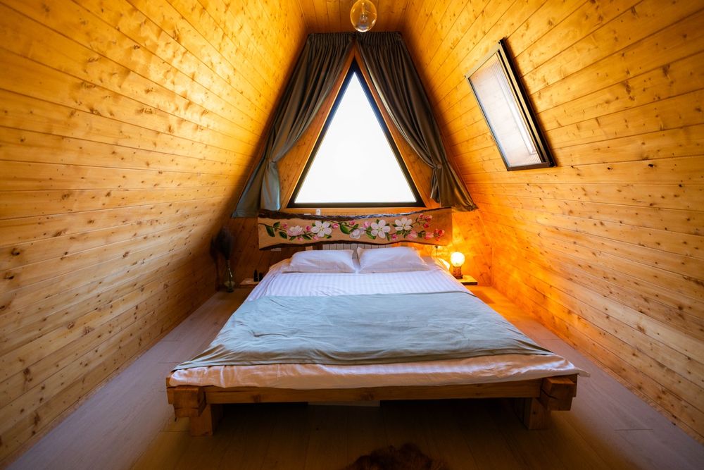 Cabana AFrame la munte - cu ciubar