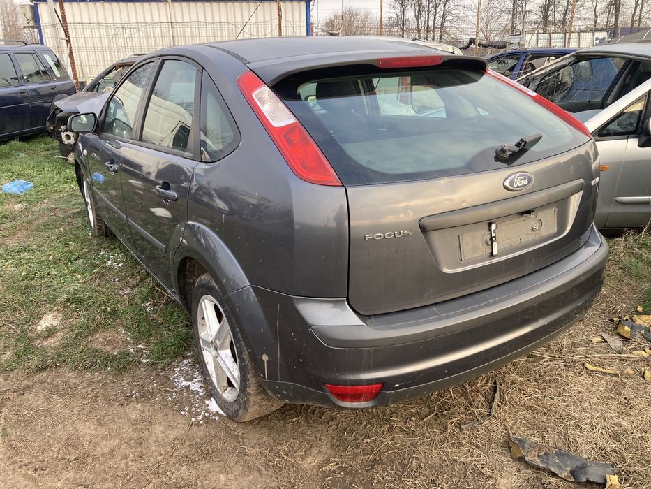 Продава се само на части Форд Фокус II 1.8 дизел , 2007 година