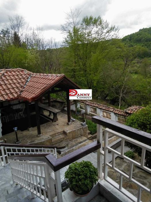 Продава се Къща в Велико Търново, Акация - 210 кв.м за 491 €/кв.м - Снимка #9