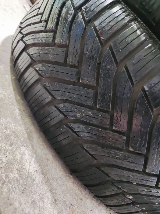 4 бр зимни 225/55/17 Michelin