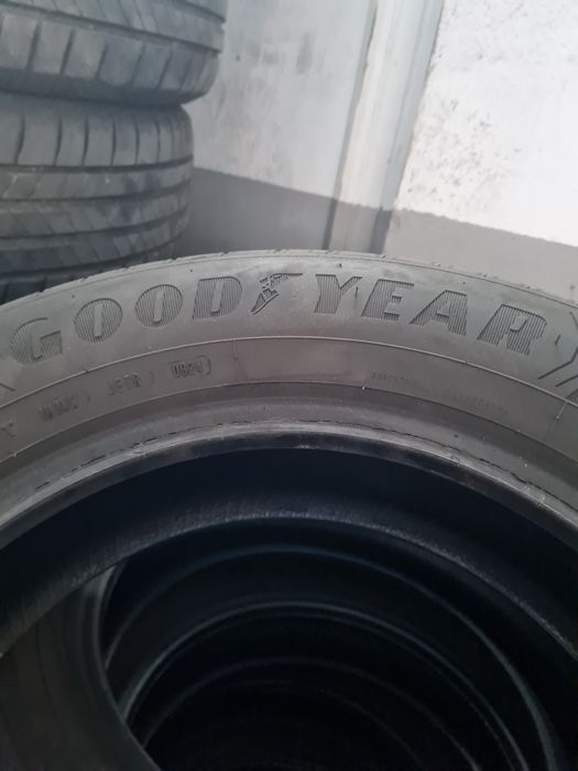 Anvelope de vânzare