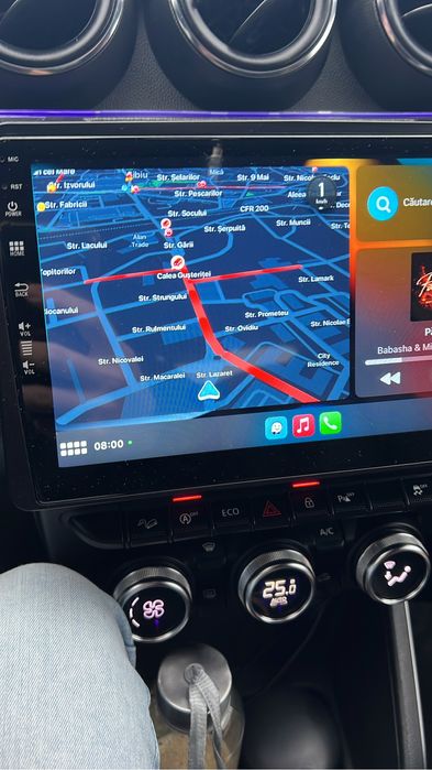 Vand navigatie dedicata Dacia duster 2018